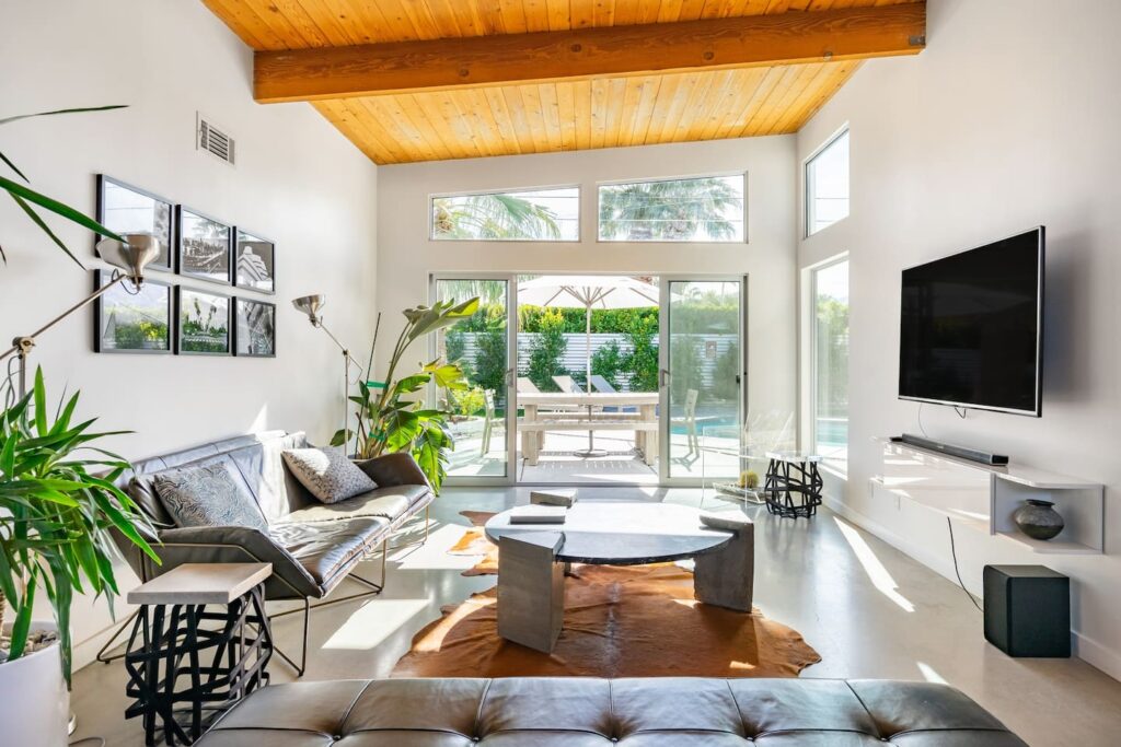 Best Airbnb Sweepstakes for Travel Lovers